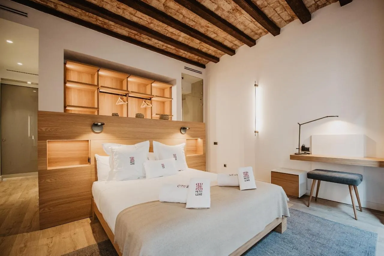 Petit Luxe St. Pere Apartment Terrassa